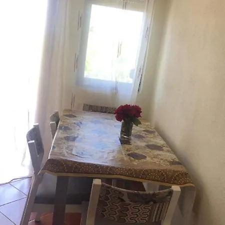 Vila Bisha Golem (Tirana)